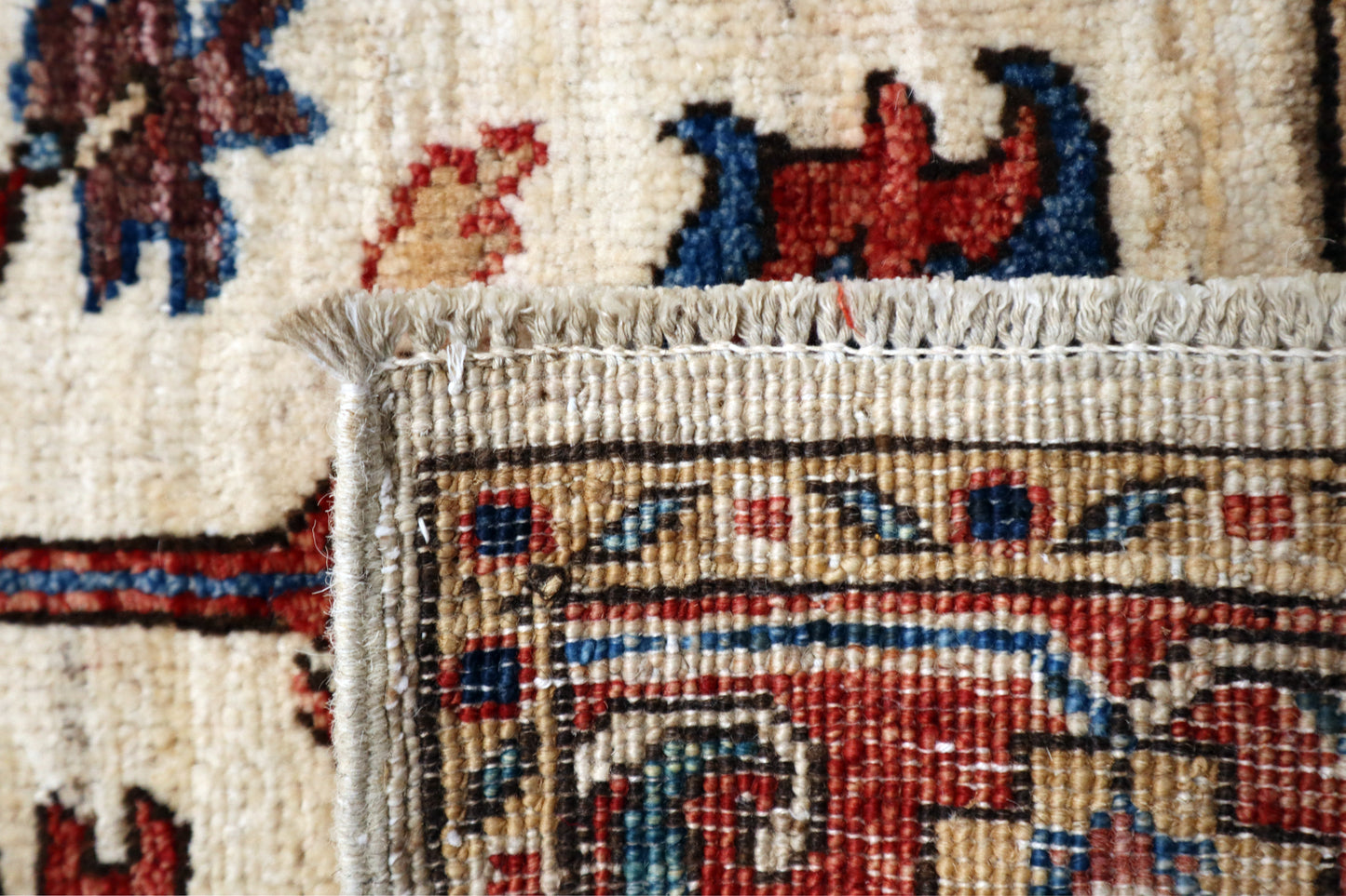 1'10 x 3'1 ft Chobi hand knotted oriental rug