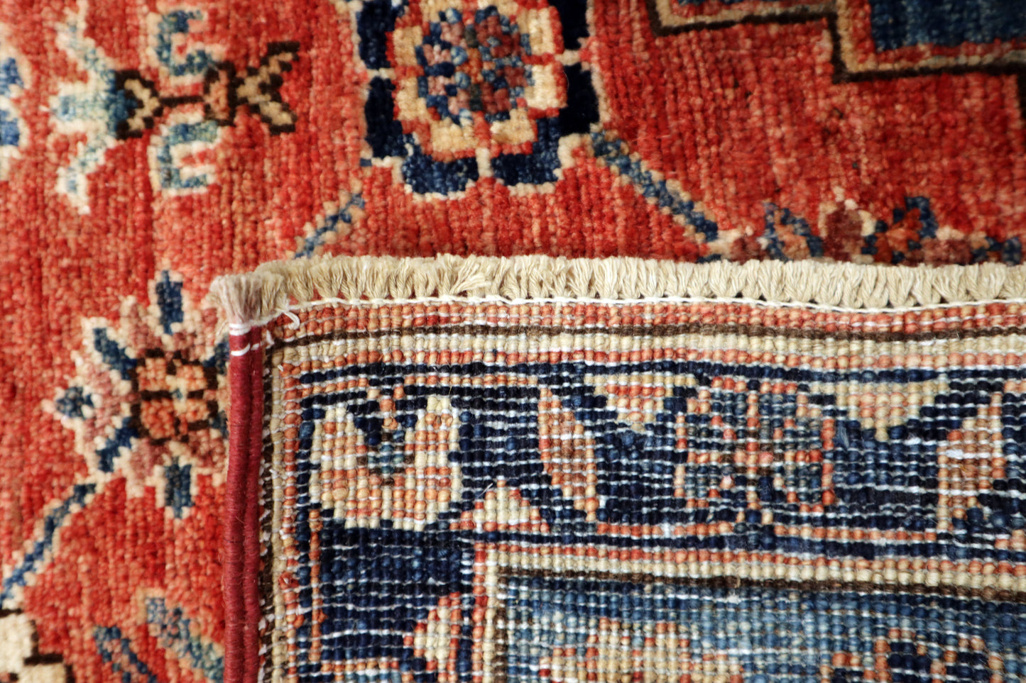 2'1 x 3'1 ft Hand knotted Chobi wool oriental rug