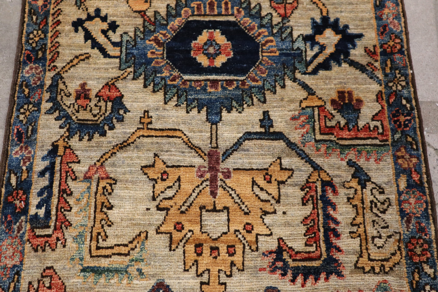 1'11 x 3'3 ft Chobi hand knotted oriental rug