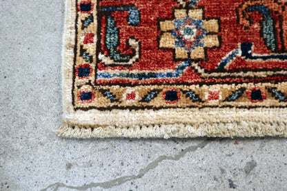 2 x 3 ft Hand knotted Chobi oriental rug