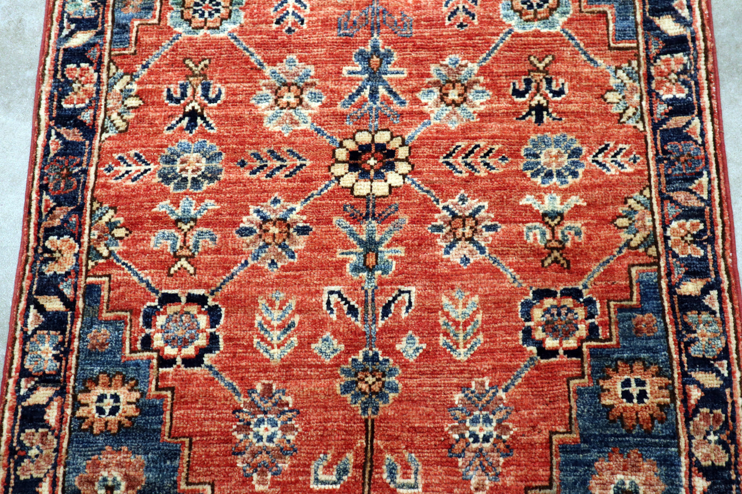 2'1 x 3'1 ft Hand knotted Chobi wool oriental rug