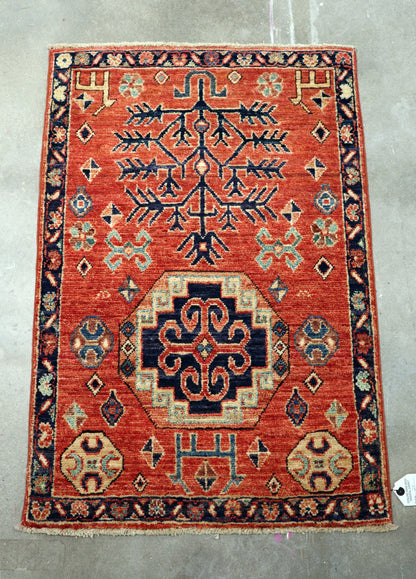 2'1 x 3'1 ft Hand knotted Chobi wool oriental rug