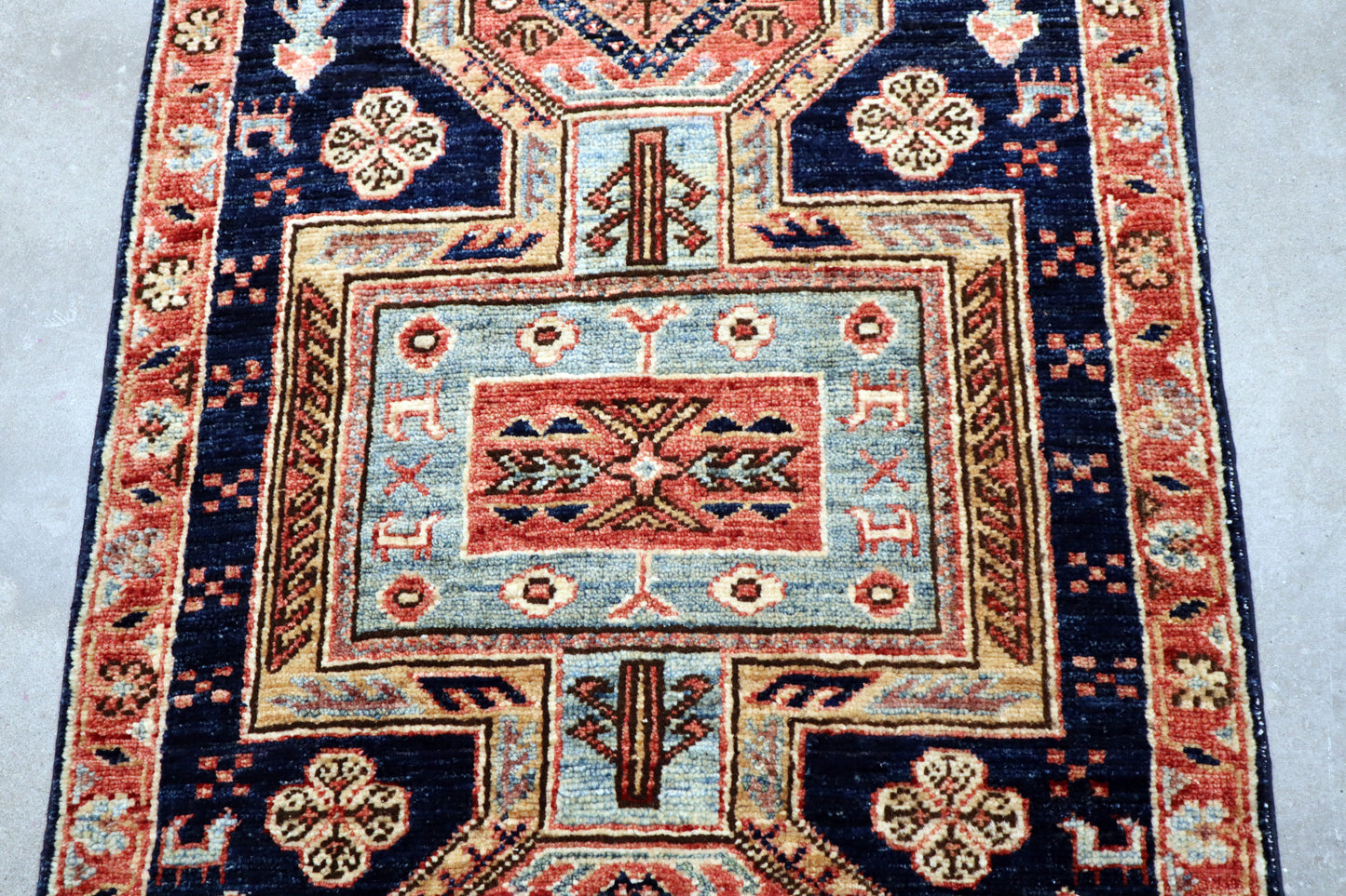 2'2 x 3'1 ft Hand knotted Chobi wool oriental rug