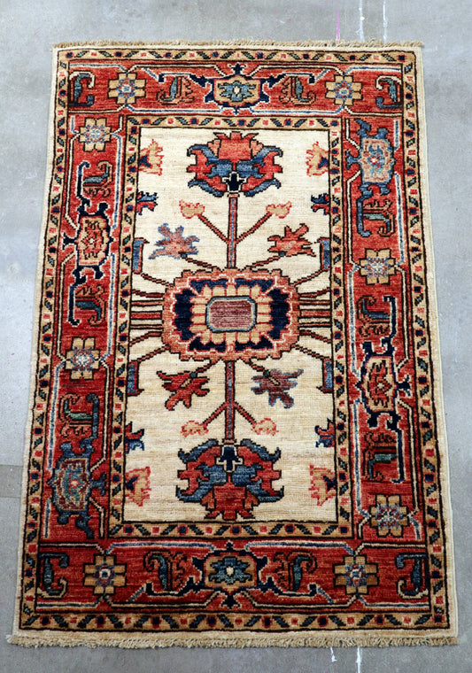 2'2 x 3'3 ft Hand knotted Chobi wool oriental rug
