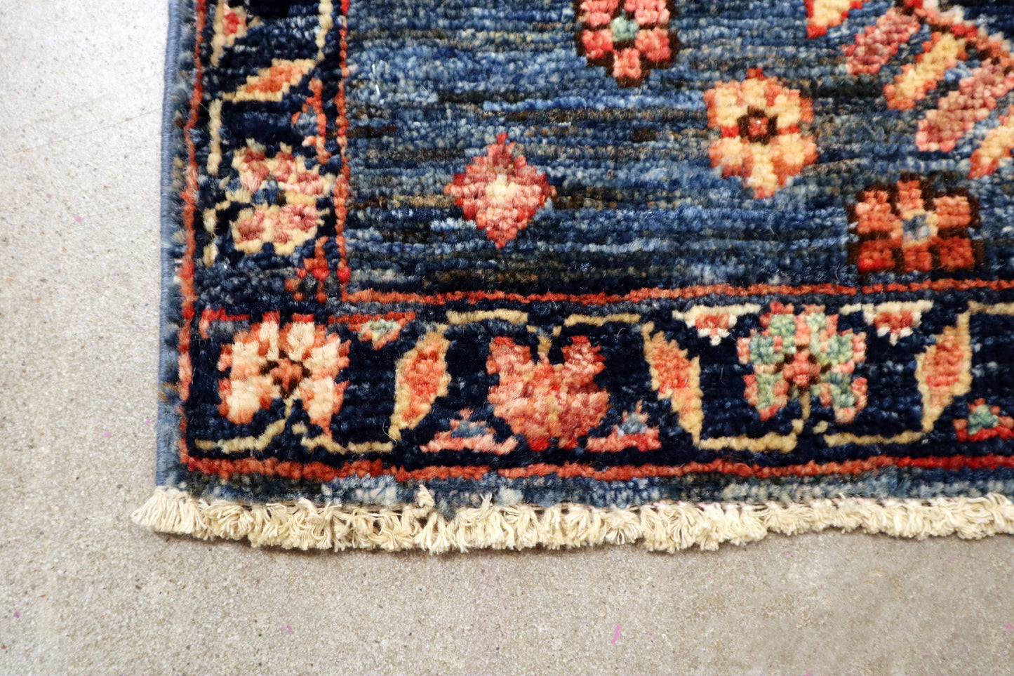 2'2 x 3'2 ft Hand knotted Chobi wool oriental small rug