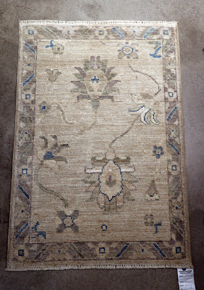 2'0 x 3'0 ft Hand knotted Oushak wool oriental small rug