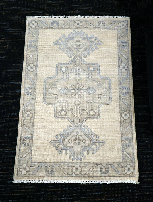 1'10 x 2'11 ft Hand knotted Khotan wool oriental small rug