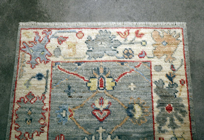 2'2 x 3'3 ft Hand knotted Oushak wool oriental small rug