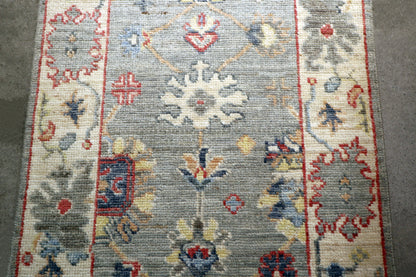 2'2 x 3'3 ft Hand knotted Oushak wool oriental small rug