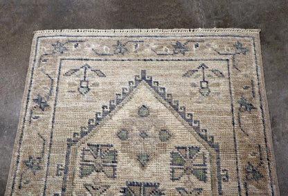 2'1 x 3'0 ft Hand knotted Khotan wool oriental small rug