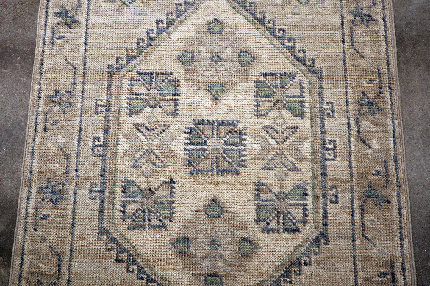 2'1 x 3'0 ft Hand knotted Khotan wool oriental small rug