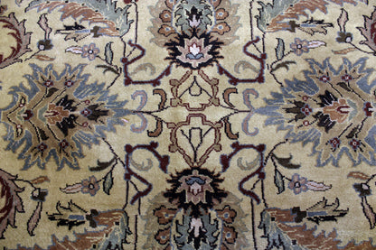 8'2 x 9'8 ft Hand knotted Indo Mahal wool oriental area rug