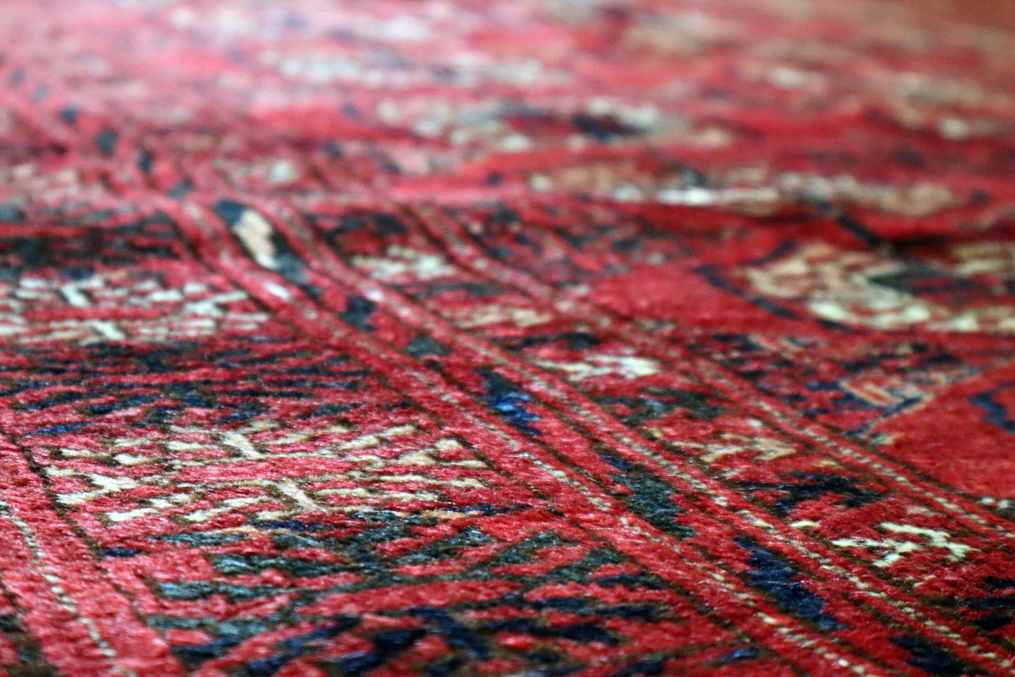 6'8 x 11'0 ft Bokhara Ahal goli design hand knotted oriental rug