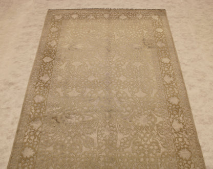 6'3 x 10'1 ft Hand knotted Silk flower oriental area rug