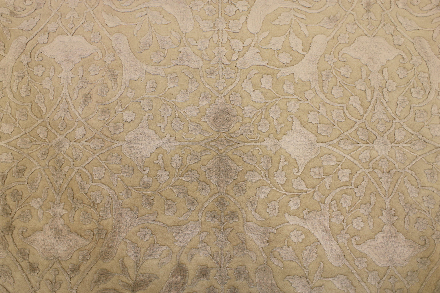 6'3 x 10'1 ft Hand knotted Silk flower oriental area rug