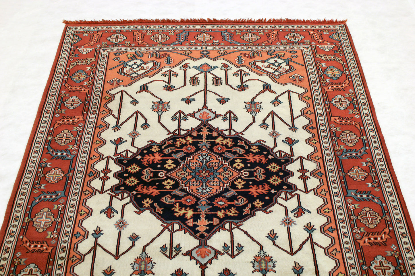6'0 x 9'0 ft Hand knotted Serapi oriental area soft wool rug