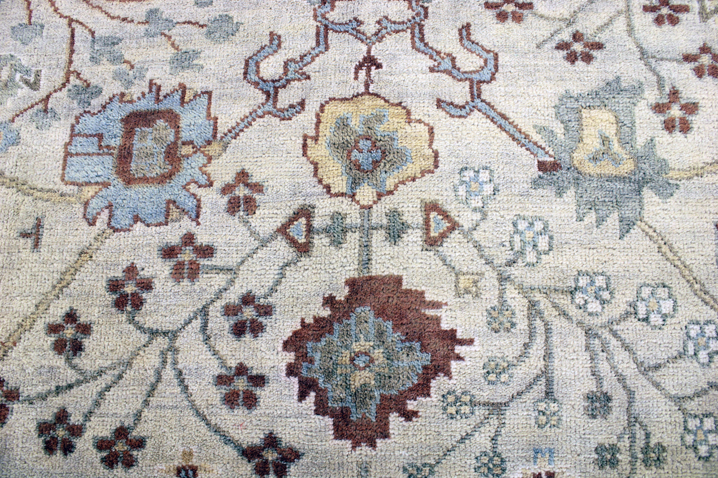 6'3 x 8'11 ft Hand knotted Oushak oriental area wool rug