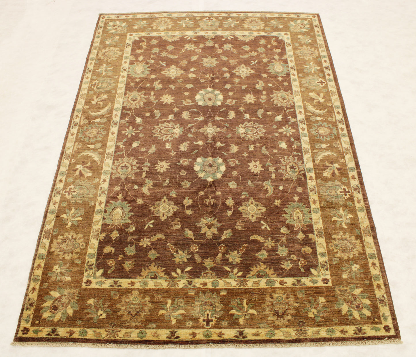 6'2 x 8'11 ft Hand knotted Oushak oriental area wool rug