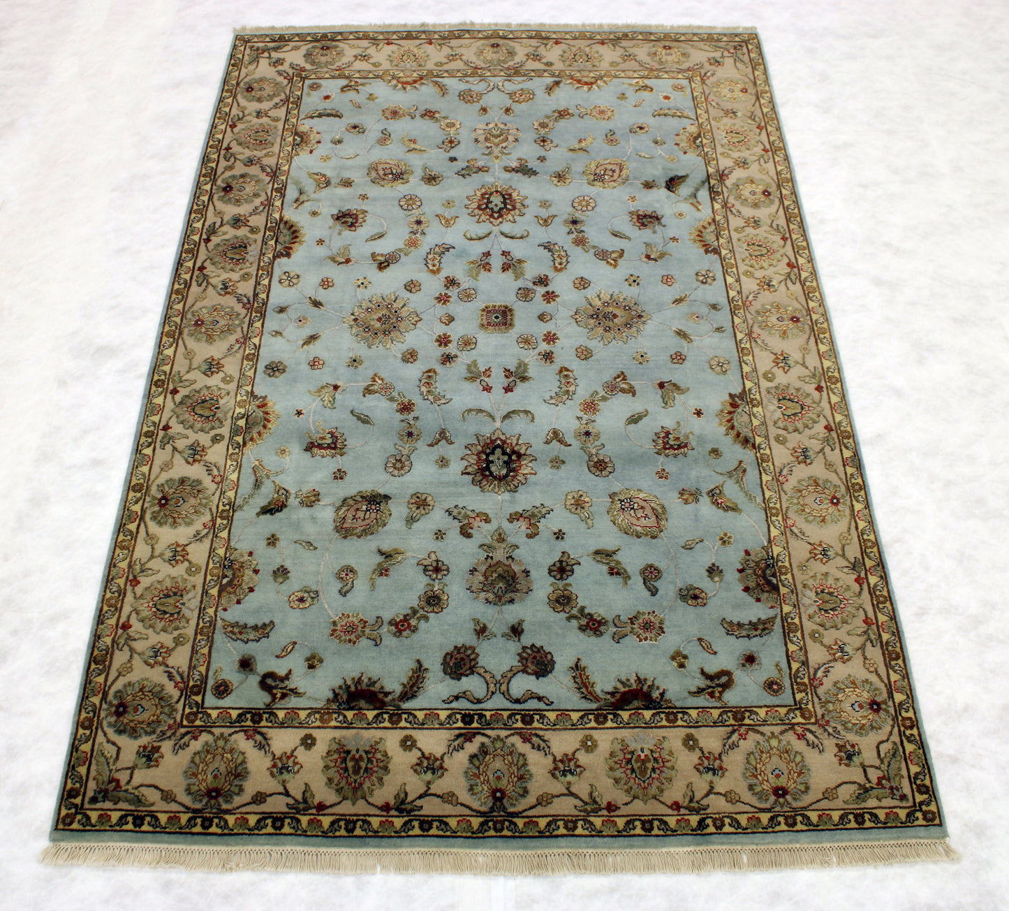 6'0 x 9'2 ft Hand knotted Silk Flower oriental area wool rug