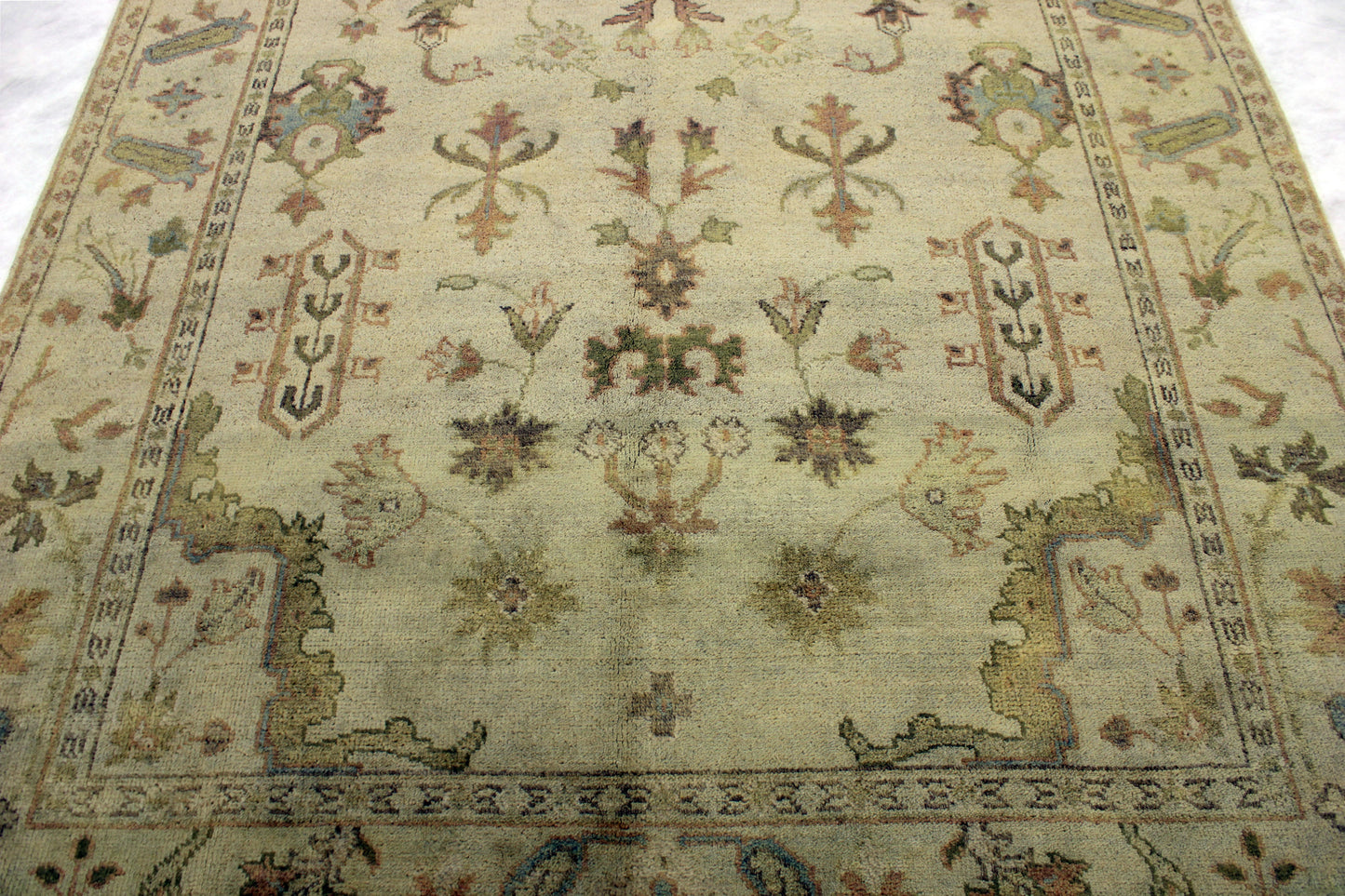 6'1 x 9'0 ft Hand knotted Oushak oriental area wool rug