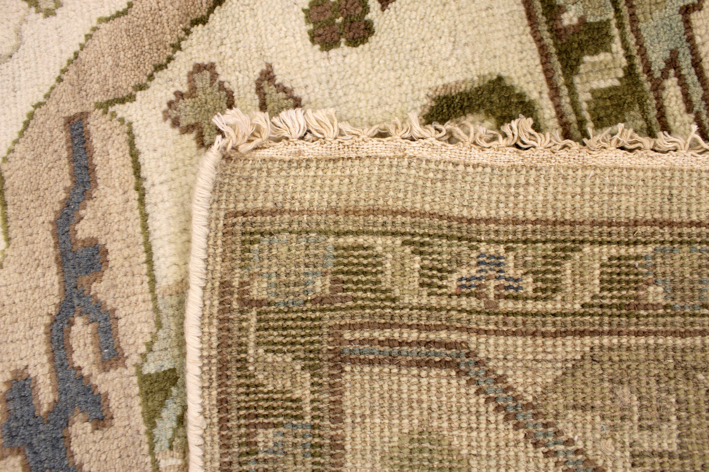 6'2 x 8'11 ft Hand knotted Oushak oriental area wool rug